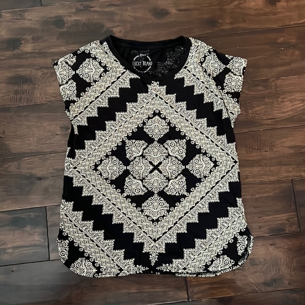 Lucky brand top